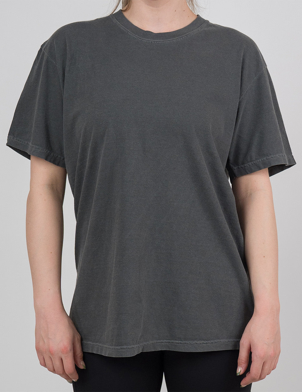 model wearing the grey modern tee facing the front