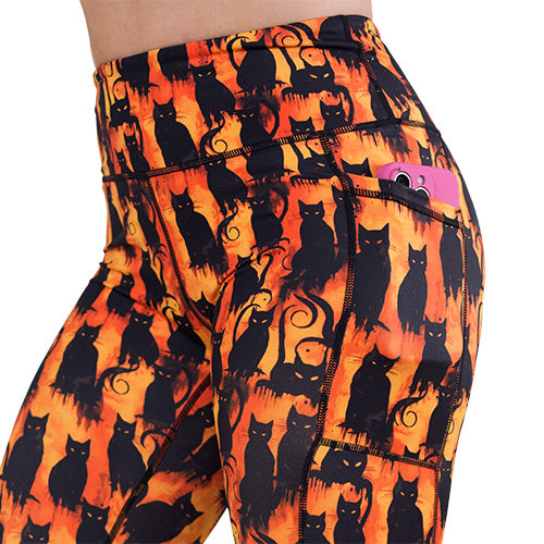 side pocket on the black cats patterned leggings