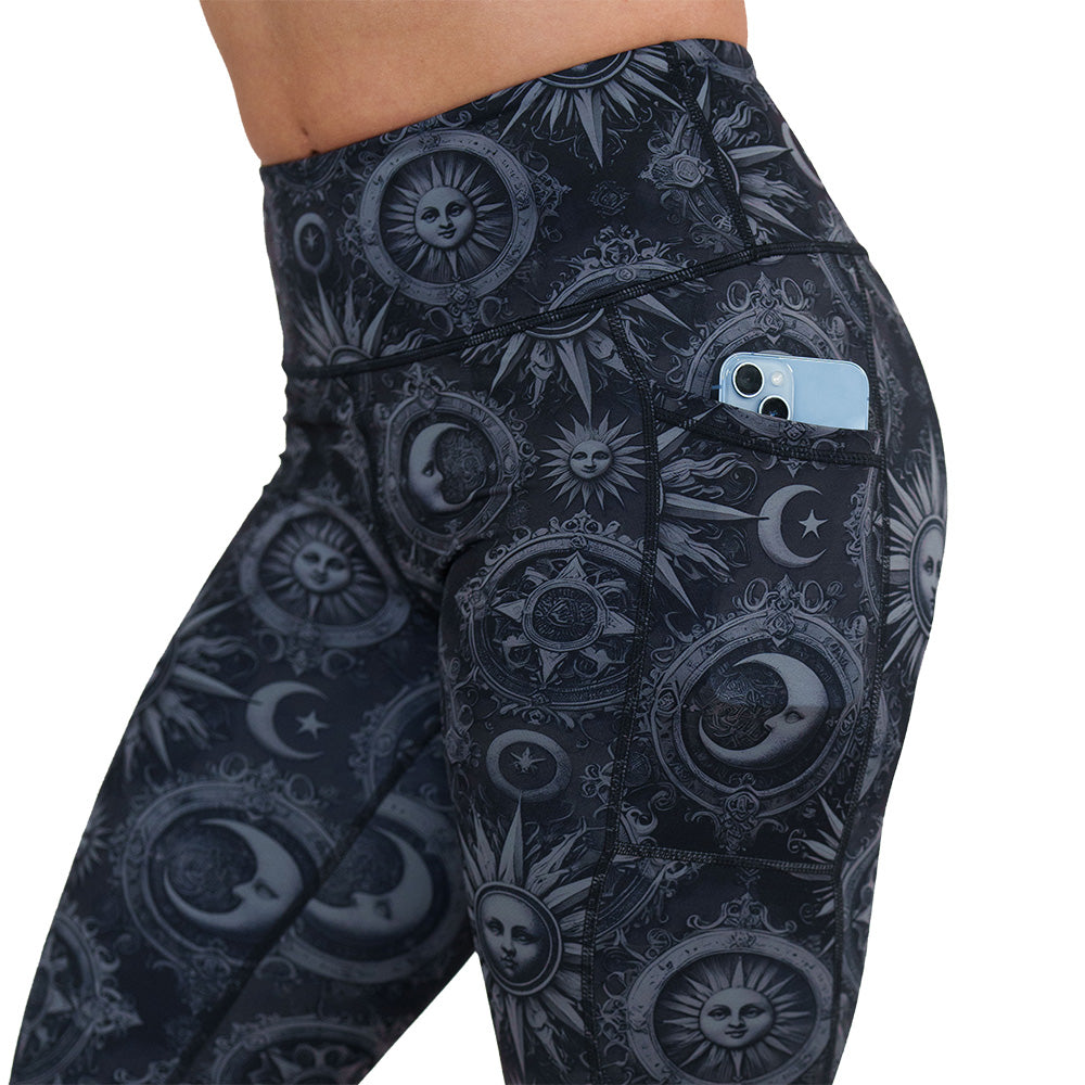 moon & stars print leggings