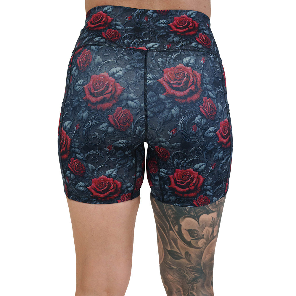 back of the roses print shorts