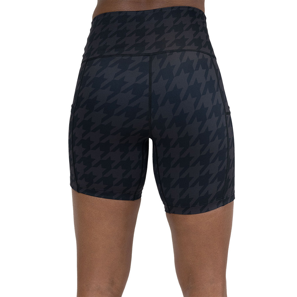 back of the houndstooth patterned shorts