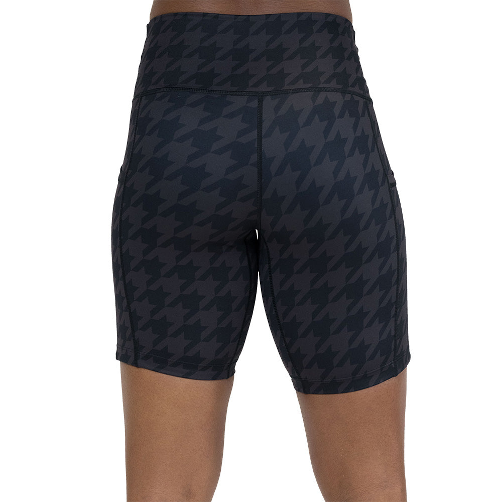 back of the houndstooth patterned shorts