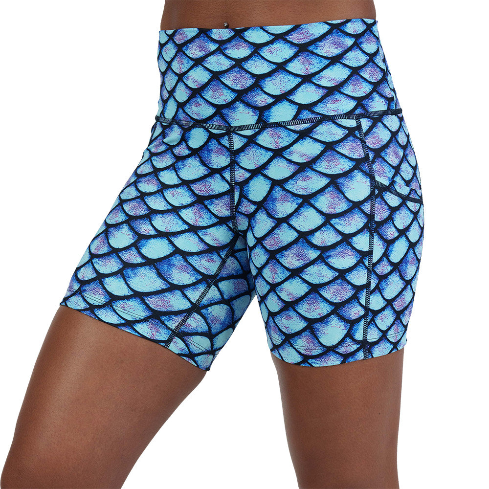 blue fish scale print shorts