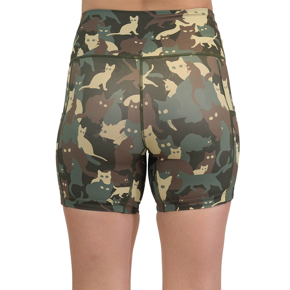 back of the camo cat patterned shorts