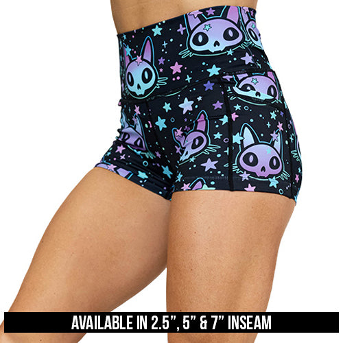 alien cat with stars shorts available in 2.5, 5 and 7 inch inseam against a white background
