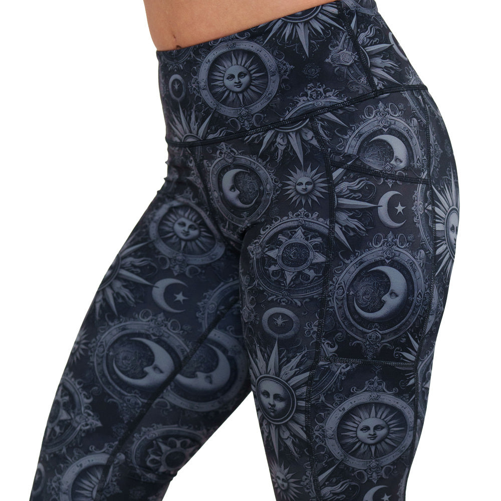 moon & stars print leggings