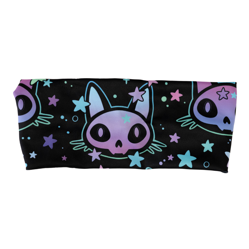 front of the alien cat with stars headband