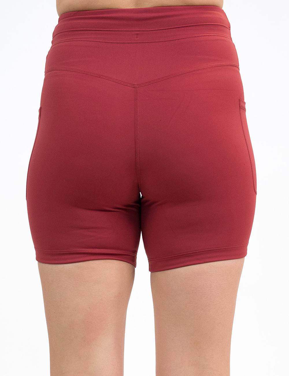back of the 5 inch omni solid red shorts against a white background