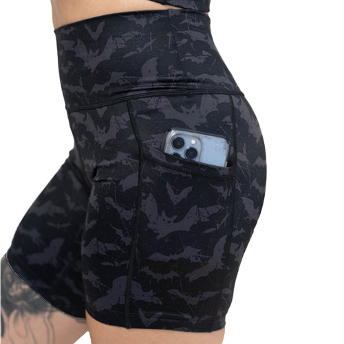 bat pattern shorts side pocket