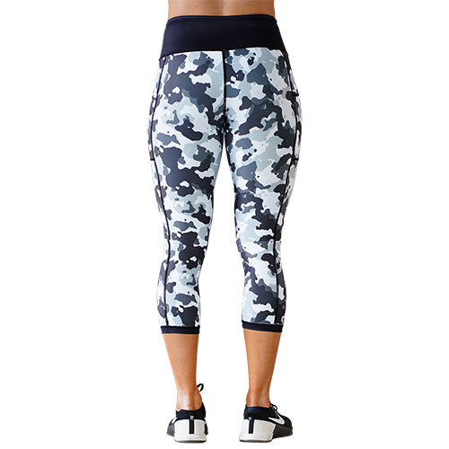 back view of capri length blue camo print leggings