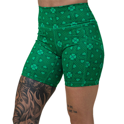 7 inch green celtic knots patterned shorts
