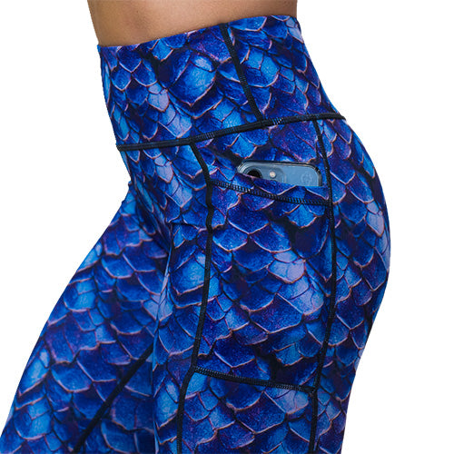blue dragon scale print legging's side pocket