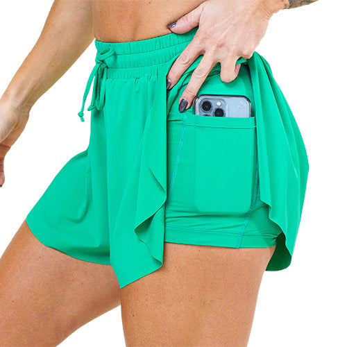 side pocket on the green flowy shorts