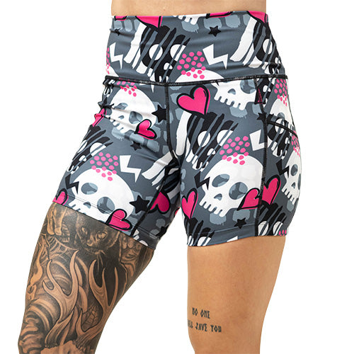 5 inch skull and heart pattern shorts