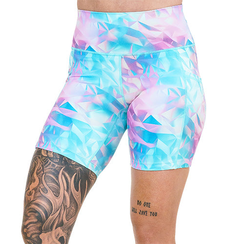 7 inch iridescent triangle patterned shorts