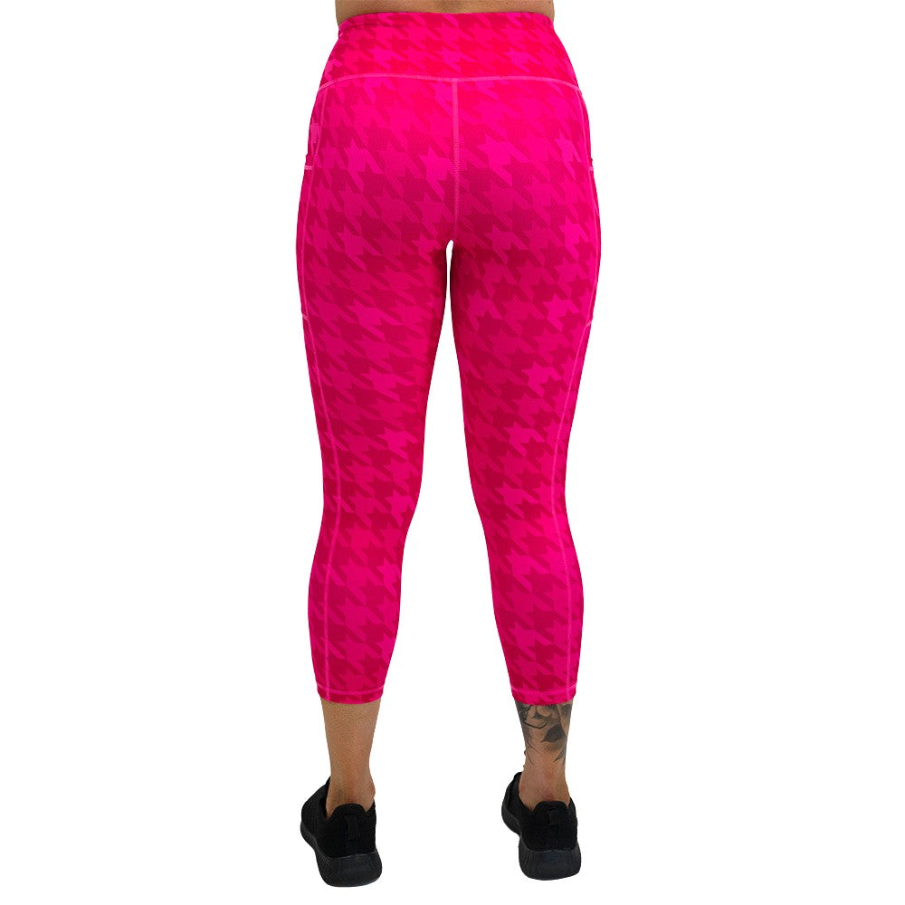 back of the pink houndstooth leggings