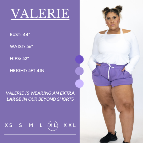Model's measurements of 44 inch bust, 36 inch waist, 52 inch hips, and height of 5 foot 4 inches. She is wearing a size extra large in these shorts.