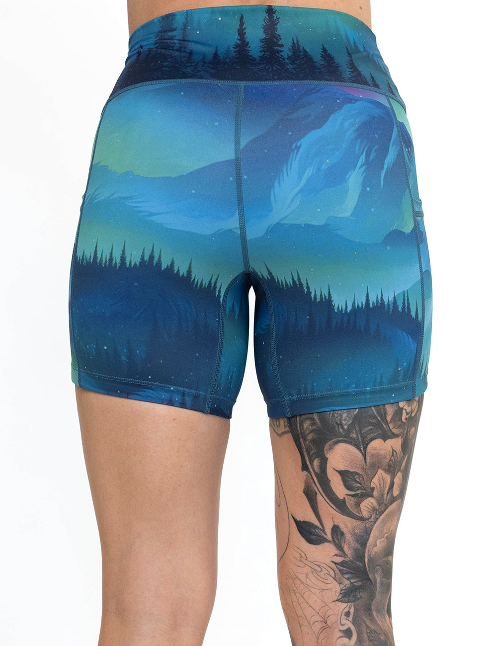 back of the 5 inch wilderness aurora shorts against a white background