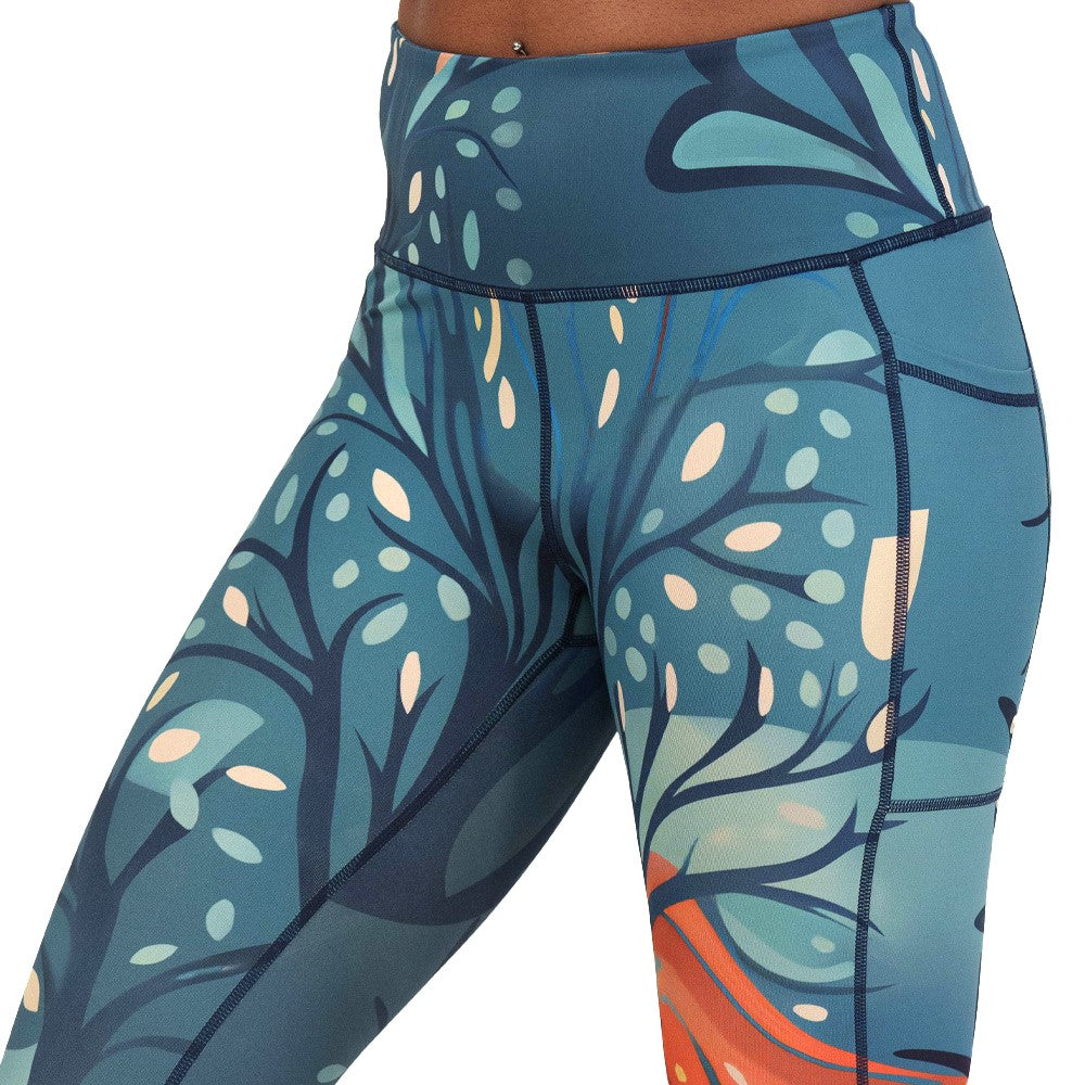 Blue leaf-patterned leggings