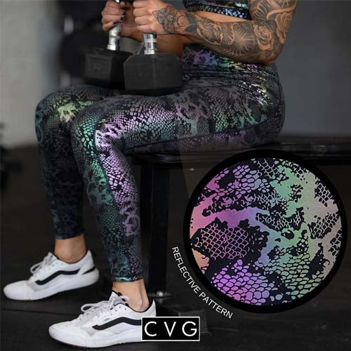 model working out in the glisten here leggings, with a close up of the pattern and text reading "reflective pattern"
