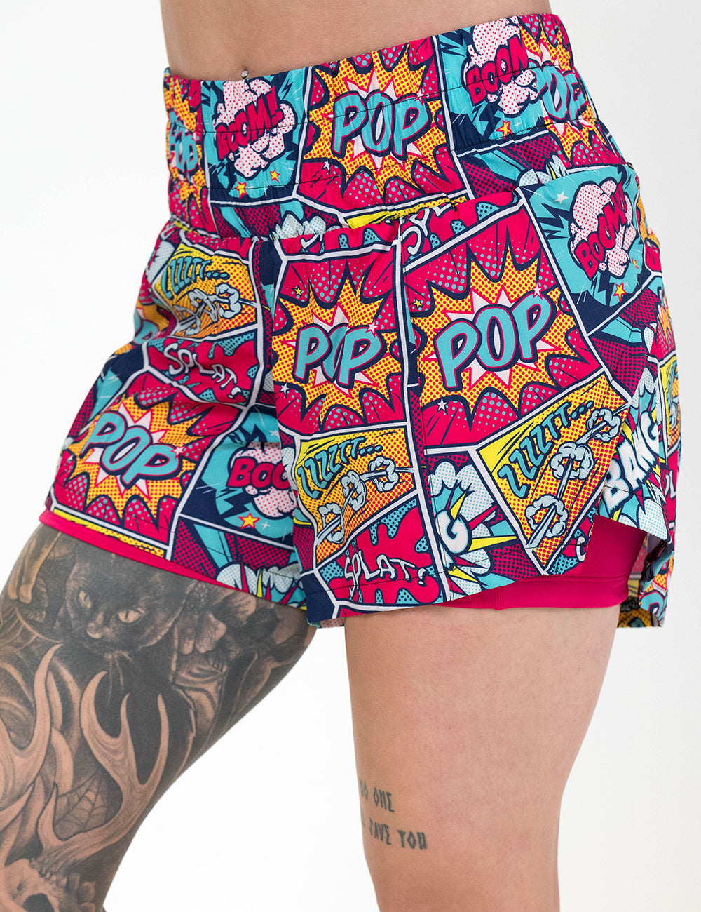 front of the 5.5 inch vibrant cartoon patterned day dream shorts against a white background