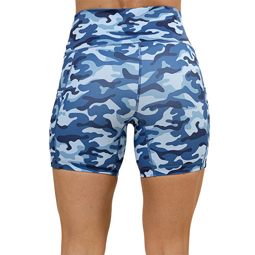 back view of 5 inch blue camo shorts