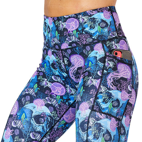 close up of side pocket large enough to hold a cell phone