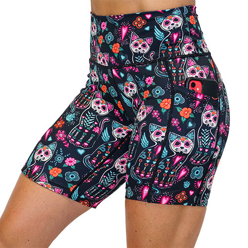 side pocket view of kitty skeleton design on 7 inch shorts
